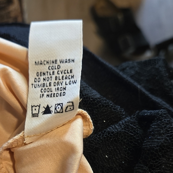 Max Studio Lace Long Sleeve Dress #836 - Picture 10 of 10